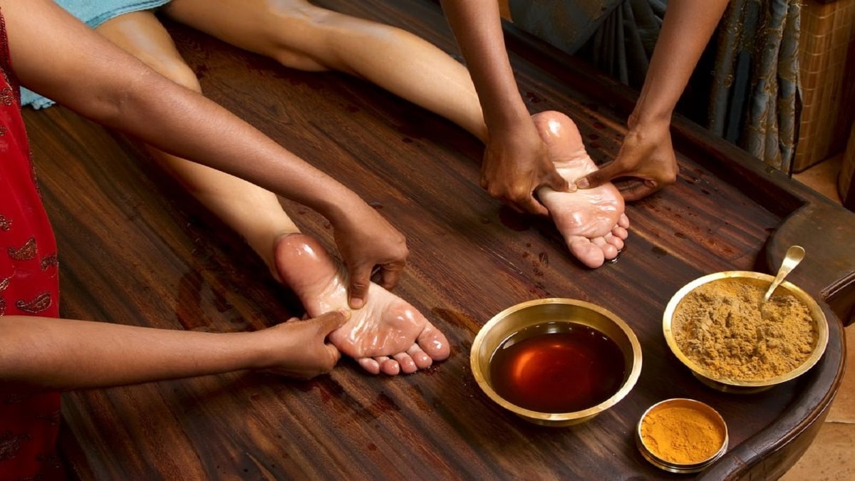 ayurvedic-massage-treatment-best-ayurvedic-treatment-near-me